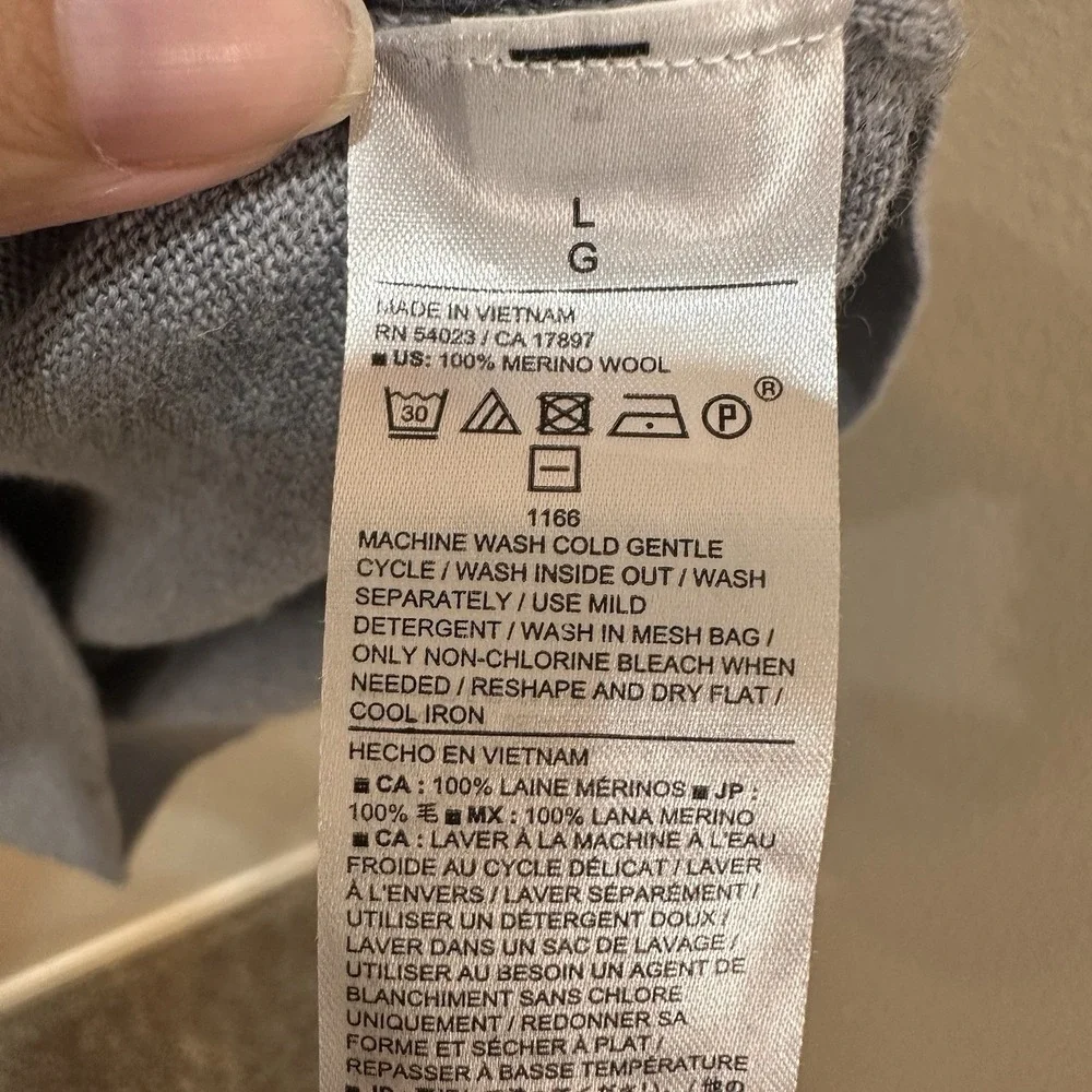 Banana Republic washable merino